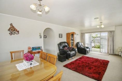 Photo of property in 131a Mangorei Road, Merrilands, New Plymouth, 4312