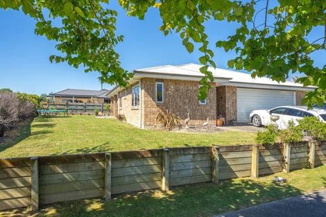 Photo of property in 11 Speranza Avenue, Otaki, 5512