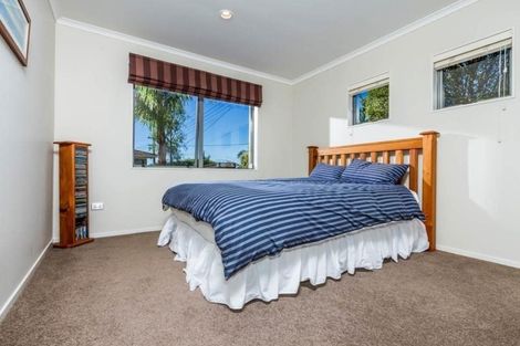 Photo of property in 36a Verran Road, Birkdale, Auckland, 0626