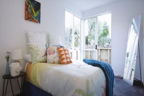 Photo of property in 1/42 Holland Road, Hillcrest, Auckland, 0627