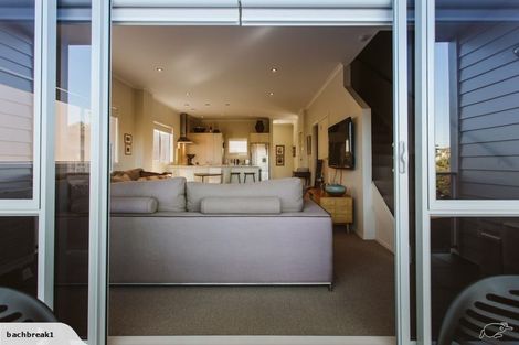 Photo of property in The Strand, 8/16 Ronald Street, Strandon, New Plymouth, 4312