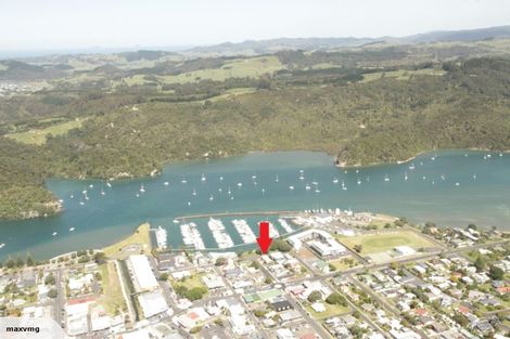 Photo of property in 8 Victoria Street, Whitianga, 3510