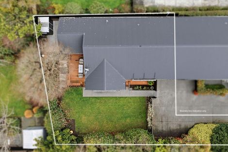 Photo of property in 14b Searells Road, Strowan, Christchurch, 8052