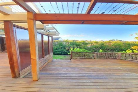 Photo of property in 146 Oaktree Avenue, Browns Bay, Auckland, 0630