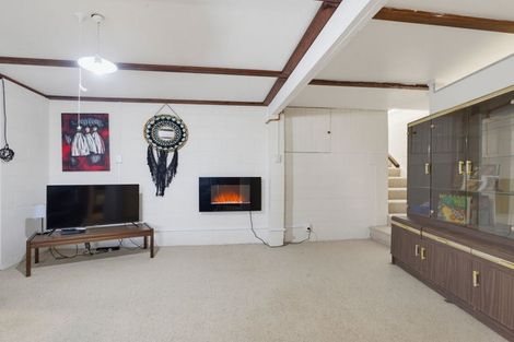 Photo of property in 201 Chartwell Avenue, Whangamata, 3620
