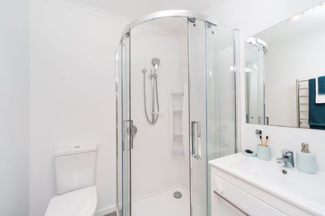 Photo of property in 65 Wikiriwhi Crescent, Awapuni, Palmerston North, 4412