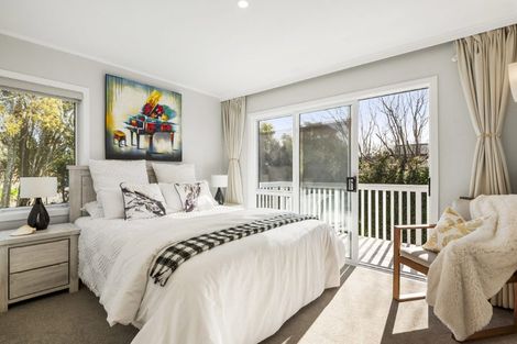 Photo of property in 19 Aberdeen Road, Castor Bay, Auckland, 0620
