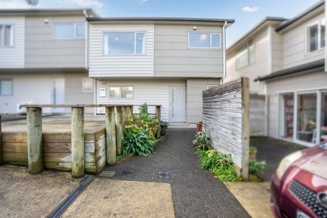 Photo of property in 4/113d Moorefield Road, Johnsonville, Wellington, 6037