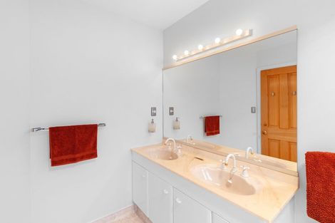 Photo of property in 12 Lakewood Grove, Levin, 5510