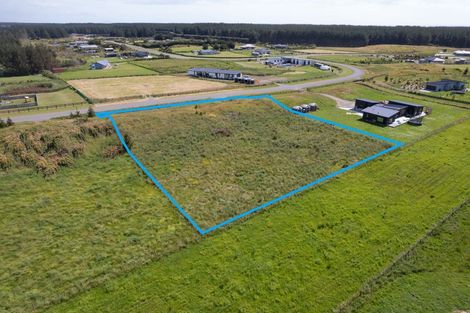 Photo of property in 21 Truebridge Drive, Waitarere, Levin, 5510