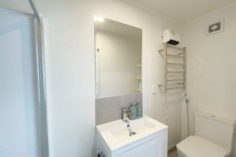 Photo of property in 178 Nile Road, Forrest Hill, Auckland, 0620