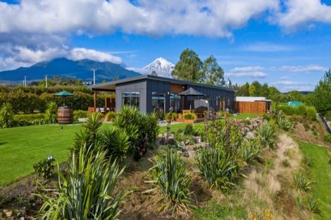Photo of property in 444 Dover Road, Okato, New Plymouth, 4374