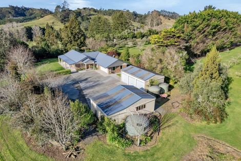 Photo of property in 86 Main Road, Kauri, Kamo, 0185