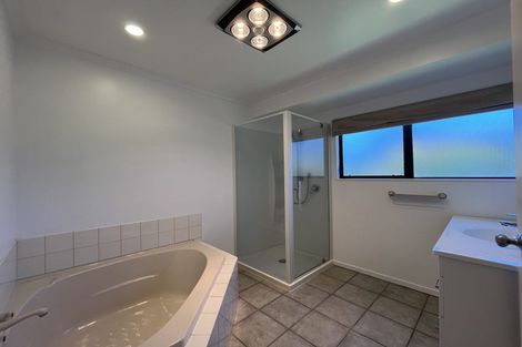 Photo of property in 14 Reynolds Drive, Glenview, Hamilton, 3206