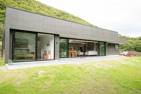 Photo of property in 265 South Karori Road, Karori, Wellington, 6012