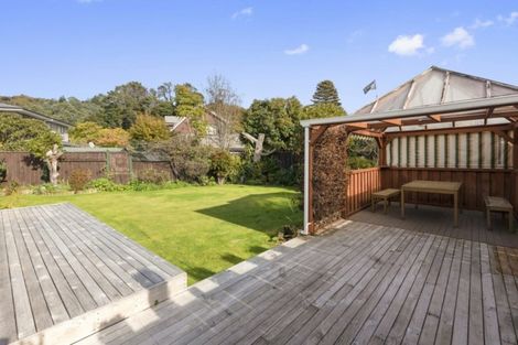 Photo of property in 27 Waddington Drive, Naenae, Lower Hutt, 5011