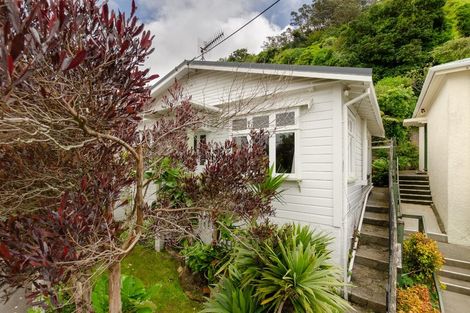 Photo of property in 34 Reuben Avenue, Brooklyn, Wellington, 6021