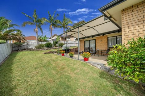 Photo of property in 16 Leafield Crescent, Henderson, Auckland, 0612