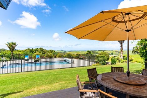 Photo of property in 878 Waipu Caves Road, Waipu, 0582