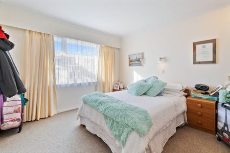 Photo of property in 71a Wai-iti Crescent, Woburn, Lower Hutt, 5010