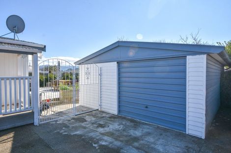 Photo of property in 28 Frederick Street, Carterton, 5713