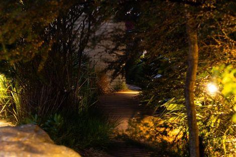 Photo of property in 23 Mahia Lane, Waikanae, 5036