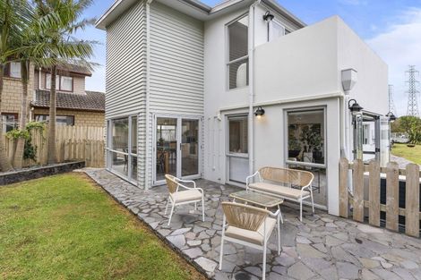 Photo of property in 17e Pakuranga Road, Pakuranga, Auckland, 2010