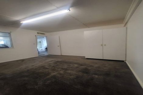 Photo of property in 17 Station Road, Pukekohe, 2120