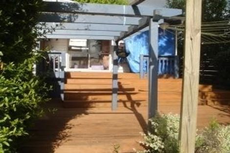 Photo of property in 16 Finlow Drive, Te Atatu South, Auckland, 0610