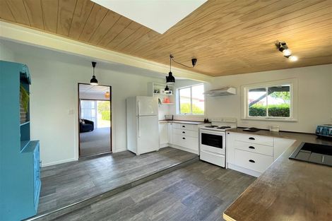 Photo of property in 11 Noble Street, Owaka, 9585