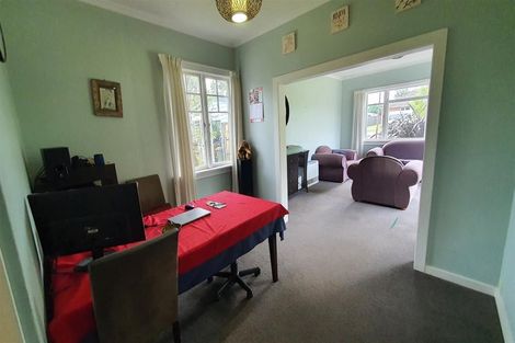 Photo of property in 1 Edward Street, Waimate, 7924