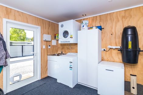 Photo of property in 55 Lisland Drive, Kinloch, Taupo, 3377