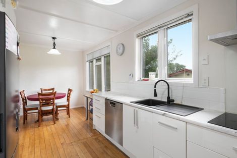 Photo of property in 56 Revans Street, Featherston, 5710