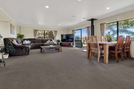 Photo of property in 14 Bronte Place, Owhata, Rotorua, 3010