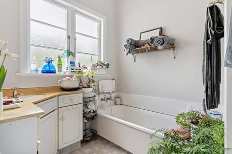 Photo of property in 5 Tararua Street, Masterton, 5810