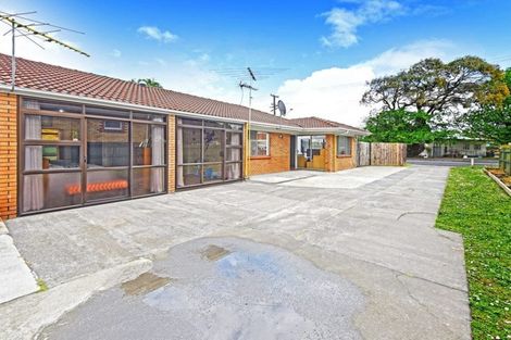 Photo of property in 1/215 Saint George Street, Papatoetoe, Auckland, 2025