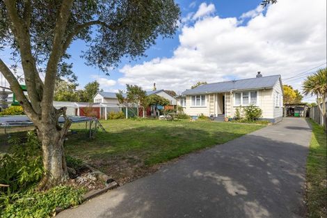 Photo of property in 12 Collins Crescent, Feilding, 4702