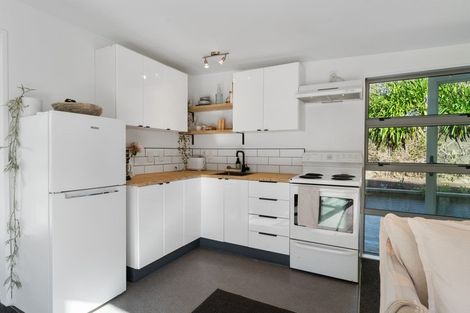 Photo of property in 61 Renown Road, Raumati South, Paraparaumu, 5032