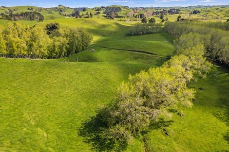 Photo of property in 873 Croydon Road, Te Popo, Stratford, 4394