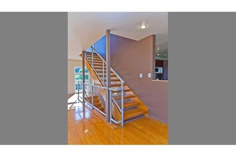 Photo of property in 19a Clairville Crescent, Wai O Taiki Bay, Auckland, 1072