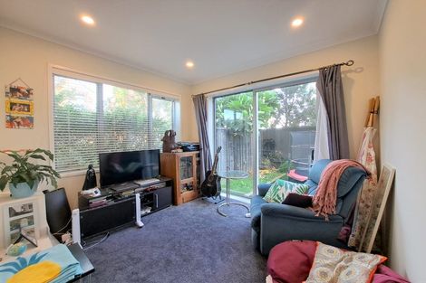 Photo of property in 1/110 Hobsonville Point Road, Hobsonville, Auckland, 0616