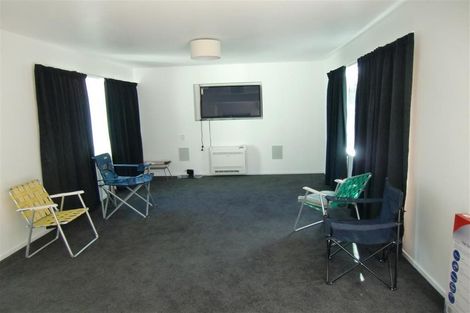 Photo of property in 6 Hillside Crescent, Westown, New Plymouth, 4310
