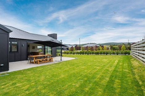 Photo of property in 1 Larches Lane, Kinloch, 3377