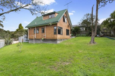 Photo of property in 27 Shadon Place, Stanmore Bay, Whangaparaoa, 0932