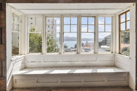 Photo of property in 8 Wilkinson Street, Oriental Bay, Wellington, 6011