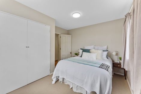 Photo of property in 25 Kiriwai Road, Paremata, Porirua, 5024