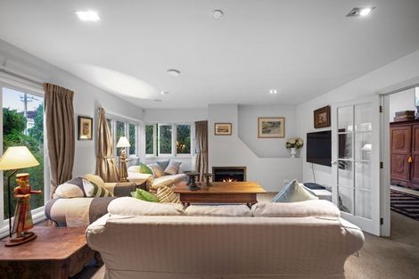 Photo of property in 12 Cecil Road, Milford, Auckland, 0620