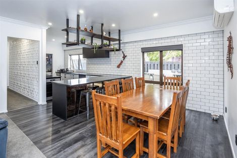 Photo of property in 66 Chedworth Avenue, Chedworth, Hamilton, 3210