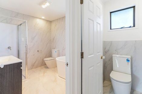 Photo of property in 71 Kennedy Avenue, Forrest Hill, Auckland, 0620