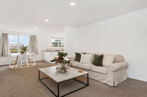 Photo of property in 15 Chadbury Street, Parklands, Christchurch, 8083